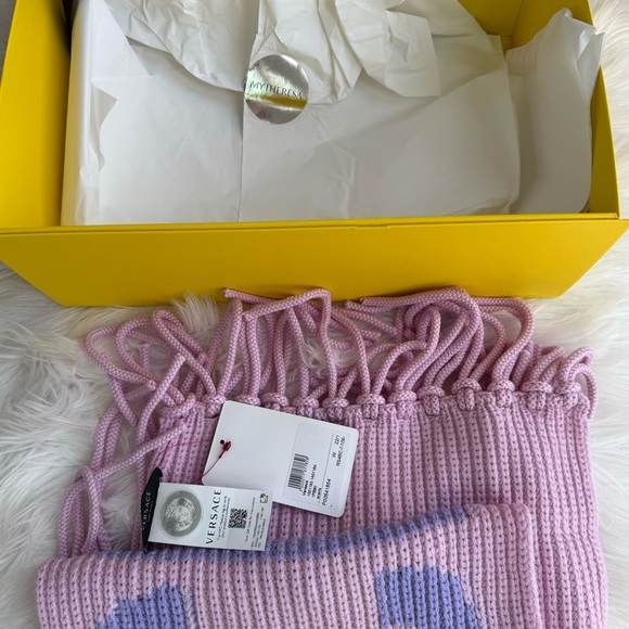 NWT Versace Intarsia Chunky Pink Light Purple Knit Wool Fringe Scarf MyTheresa - Picture 5 of 17